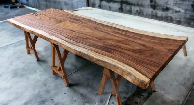 Table <br> Monkey Pod <br> 131'' X 41'' X 2.25'' <br> LEP269