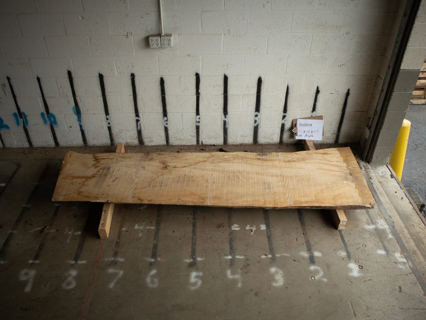 10/4 Maple <br> 25" x 108" x 2.5" <br> D10074