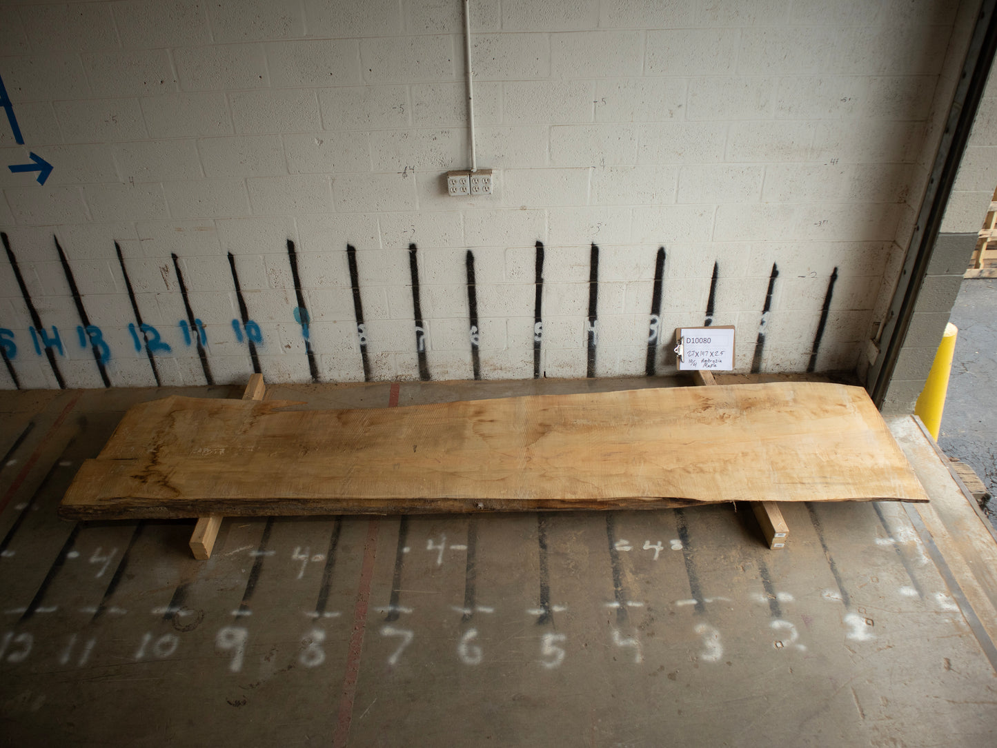 10/4 Ambrosia Maple <br> 27" x 147" x 2.5" <br> D10080