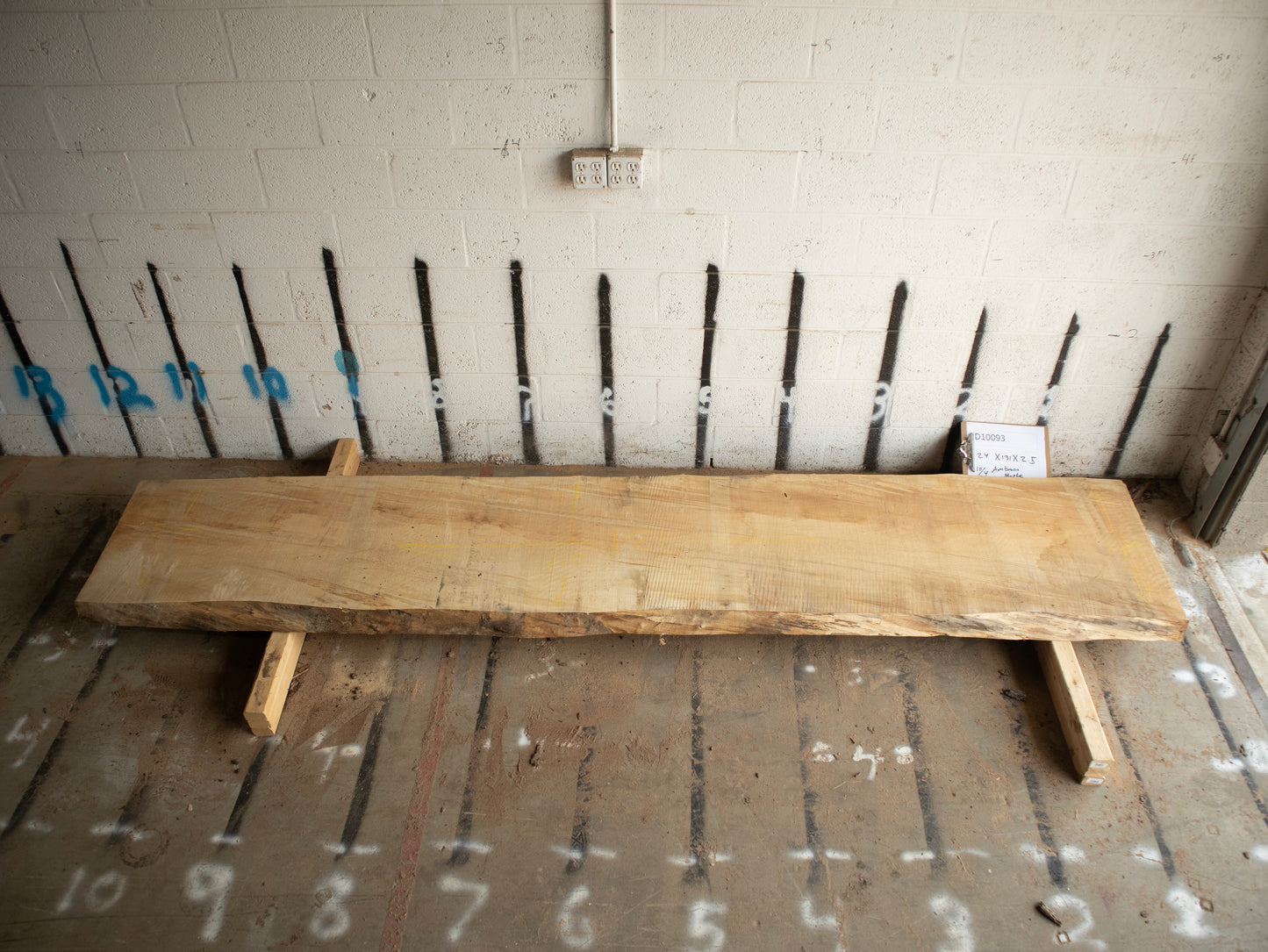 10/4 Ambrosia Maple <br> 24" x 131" x 2.5" <br> D10093
