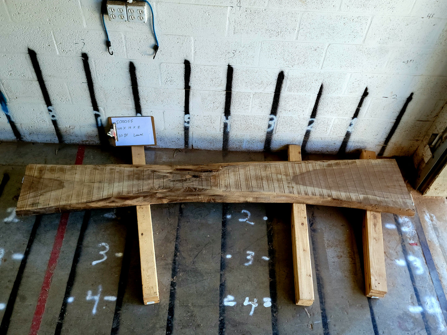 8/4 Laurel <br> 102" x 14" x 2" <br> I00055